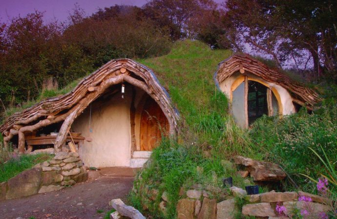 Construyen una Casa Hobbit sostenible con 3500 euros
